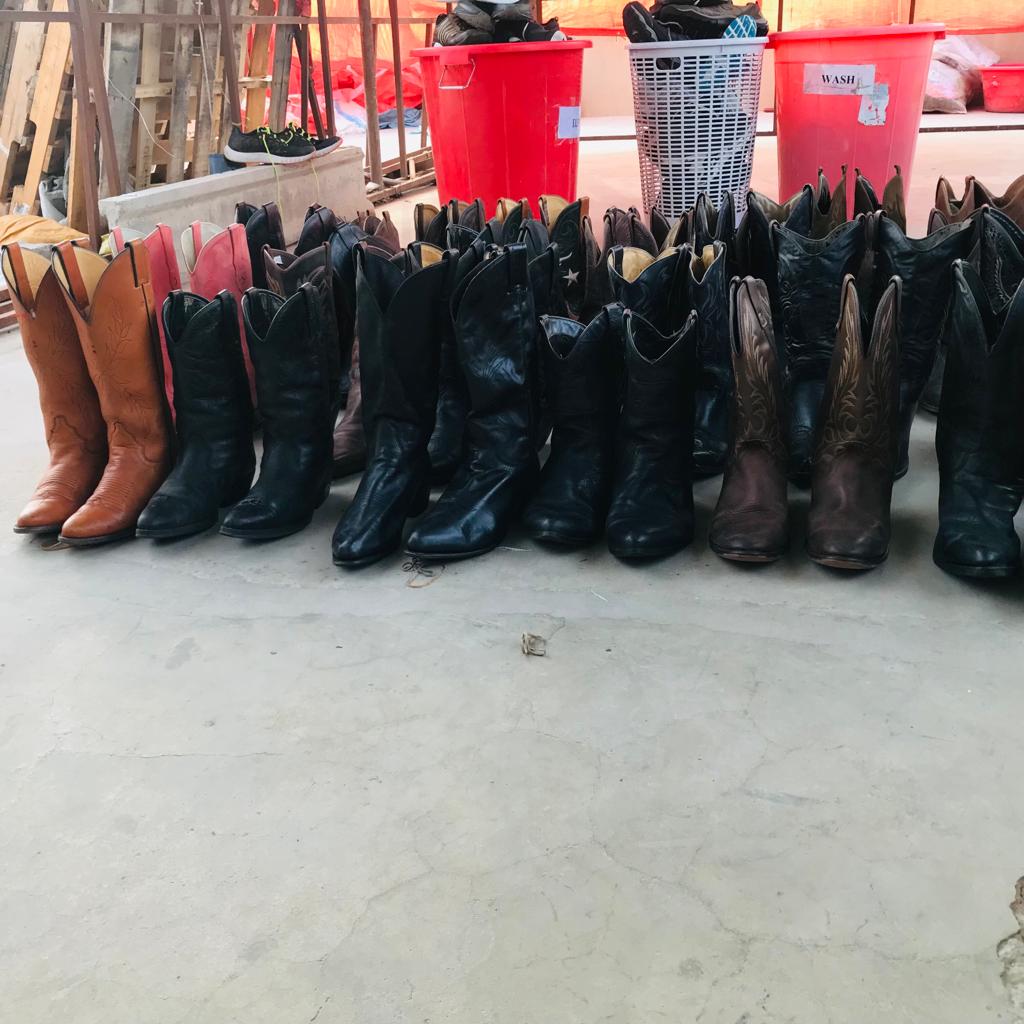 Cow Boy Boots (100 pairs)