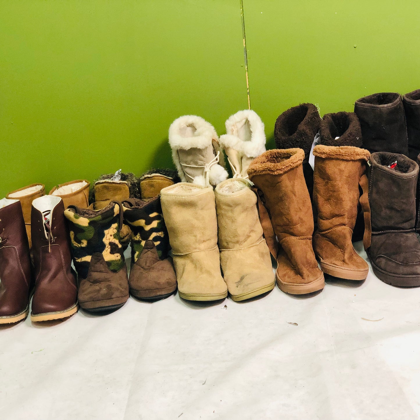 UGG shoes bundle of 10 pairs