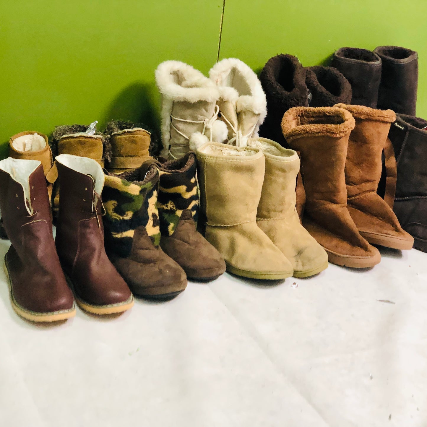 UGG shoes bundle of 10 pairs
